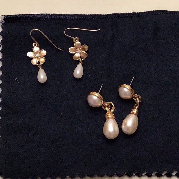 Jewelry - Fashion Elegant Gold and Pearl Drop Earrings